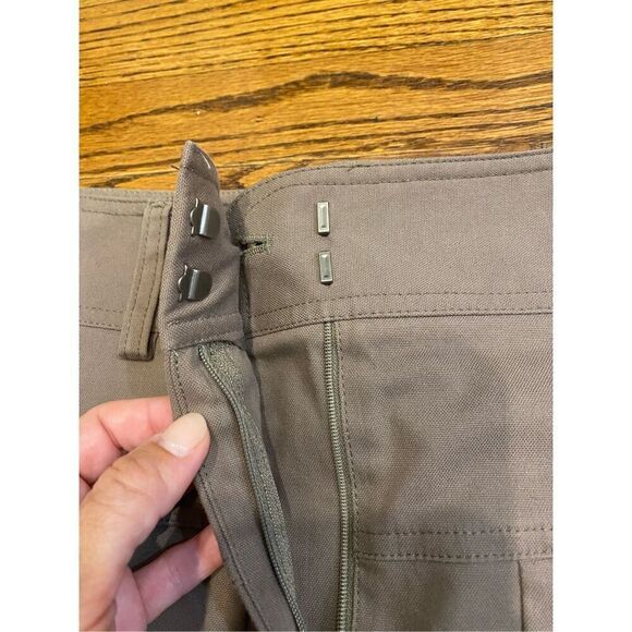 Theory A-Line Cargo Skirt size 4 - Picture 3 of 5